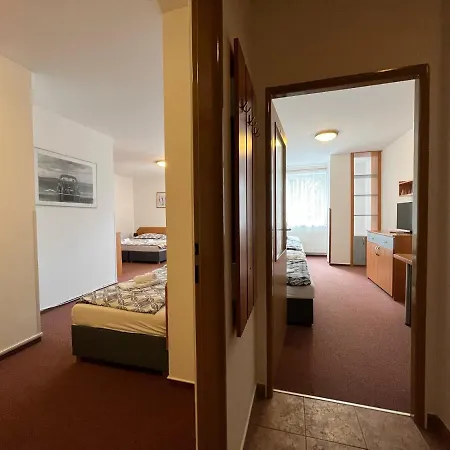 Ξενοδοχείο Arnika 3*