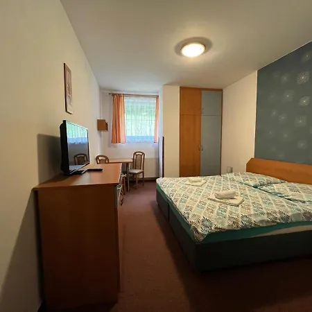 Ξενοδοχείο Arnika