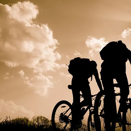 Ξενοδοχείο Arnika 3*